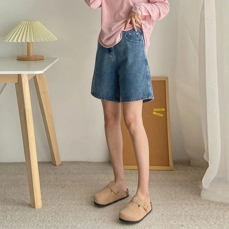 SARA Shorts