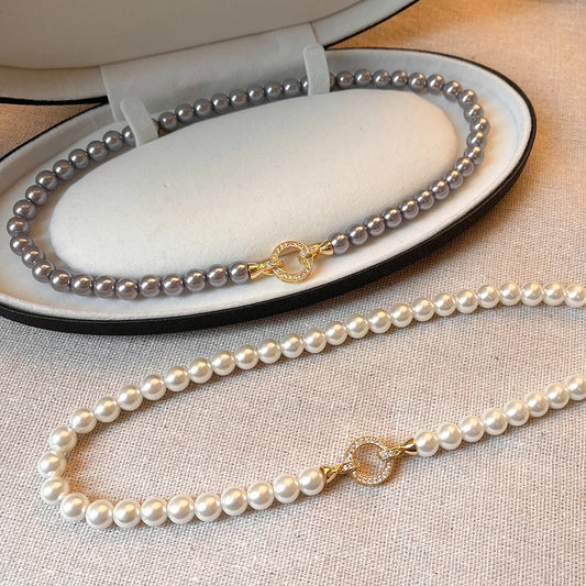 Violette Pearl Necklace